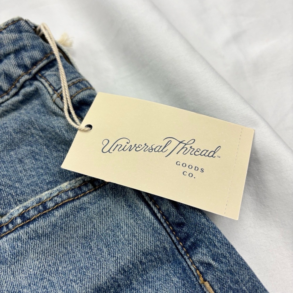 NEW Women's Size 16 UNIVERSAL THREAD Blue Vintage Raw Hem Denim Shorts Stretch - Picture 4 of 12